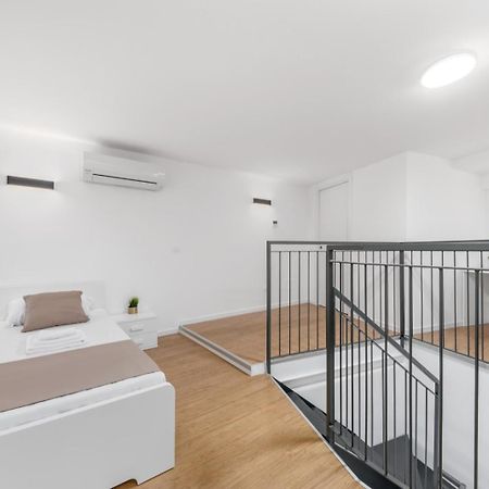Casa Da Suite Mirabello Milano Exterior foto